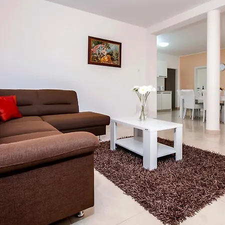 And Camaiore Guest house