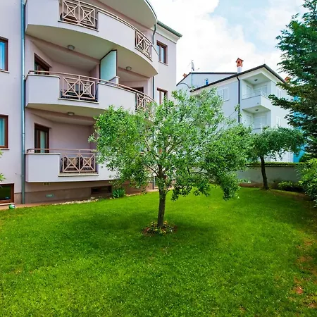 And Camaiore 4*