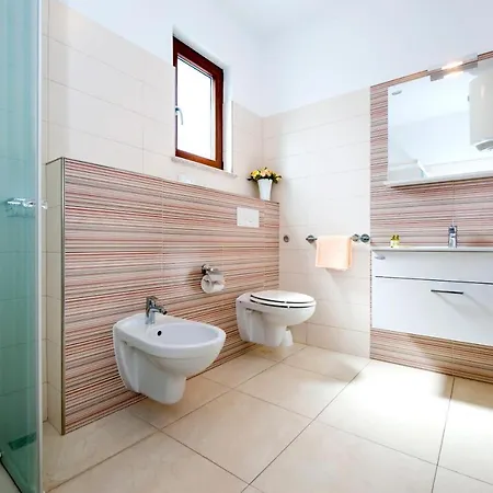 And Camaiore Guest house 4*