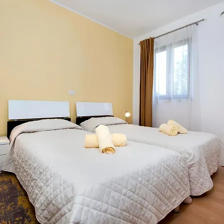 And Camaiore 4*
